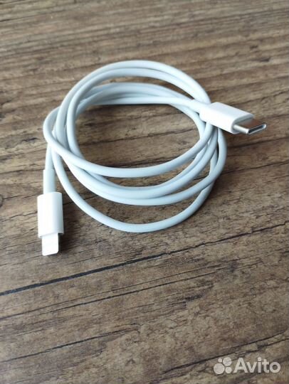 Кабель USB-C to Lightning