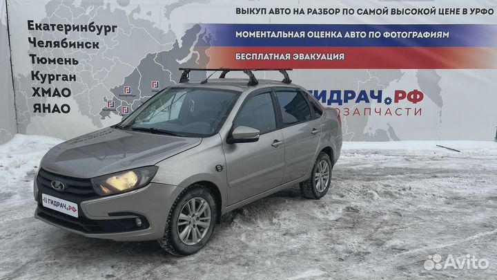 Накладка подушки безопасности пассажирской (в торпедо) LADA Granta