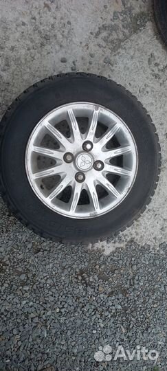 Продам литые диски r15