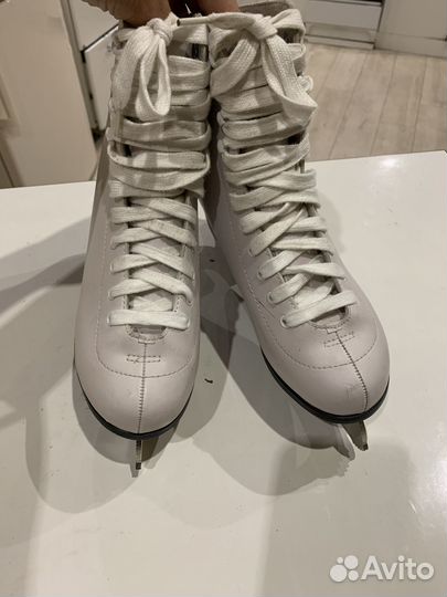 Коньки фигурные 38-39 размер