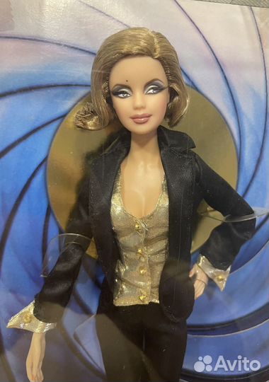 Barbie Pussy Galore / Dr. No James Bond