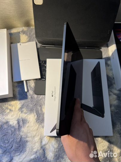 iPad Pro 12.9 2021 M1 1TB SIM+Keyboard+Pencil 2