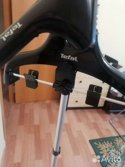 Отпариватель для одежды вертикальный