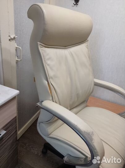 Компьютерный стул