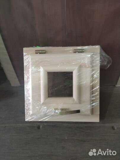 Форточка деревянная