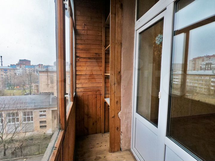 2-к. квартира, 59 м², 5/5 эт.