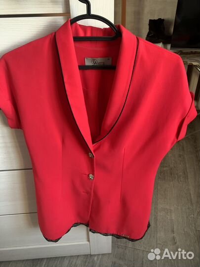 Костюм женский