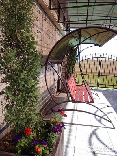 Садовые качели