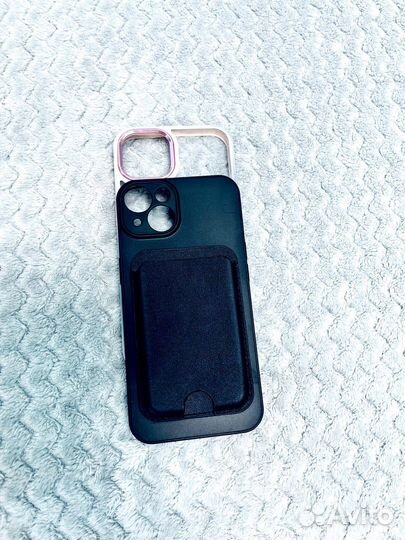 Чехлы на айфон 13