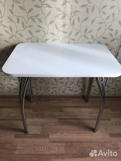 Кухонный стол бу