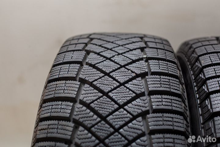 Pirelli Ice Zero FR 195/65 R15 95T