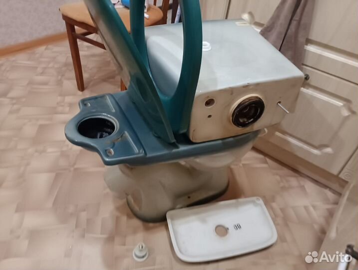 Унитаз бу, целый, комплект