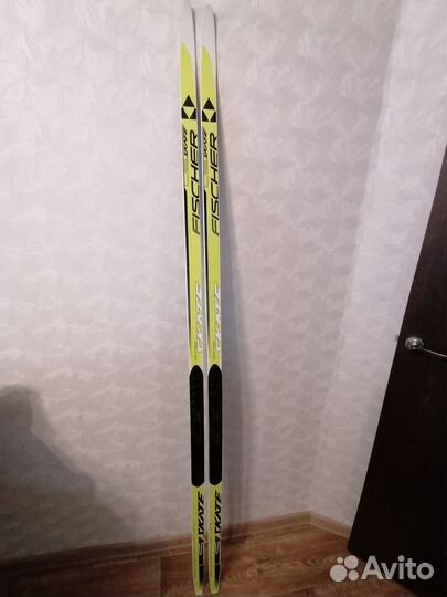 Беговые лыжи fischer