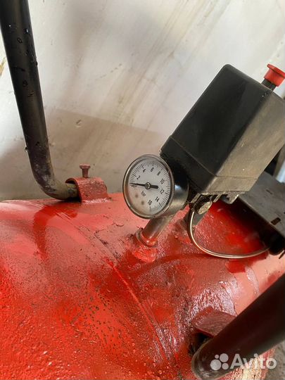 Воздушный компрессор