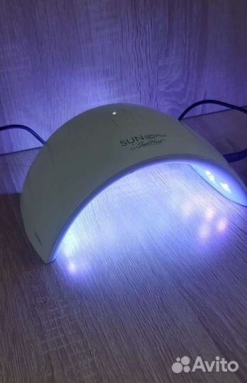 Ультрафиолетовая лампа для гель лака