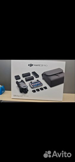 Квадрокоптер DJI Mavic 3 Pro