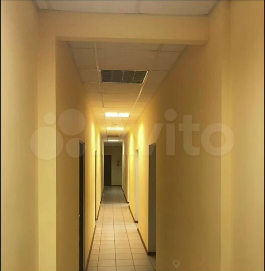 Здание, 870 м²