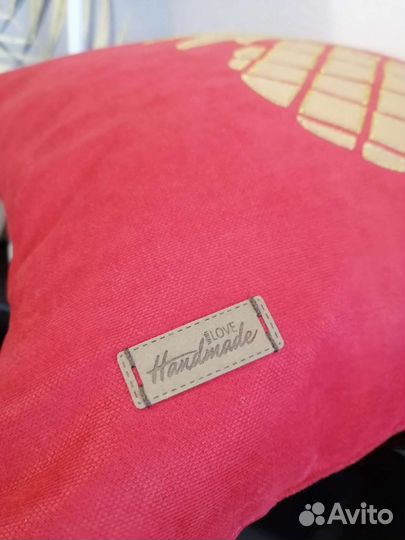 Интерьерная подушка ручной работы