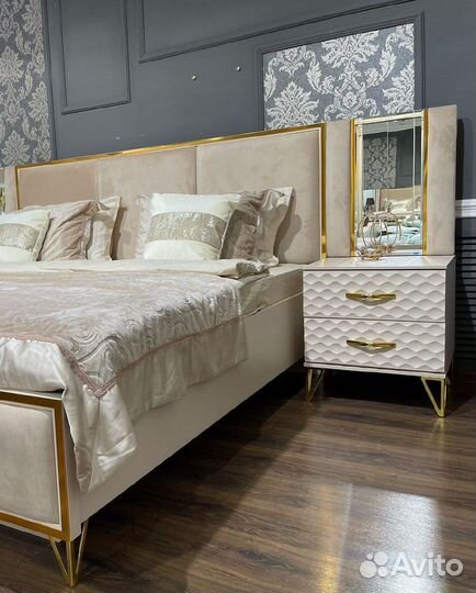 Спальня Lara кр 1,6/1,8 4/5 ст шкаф бежевый глянец