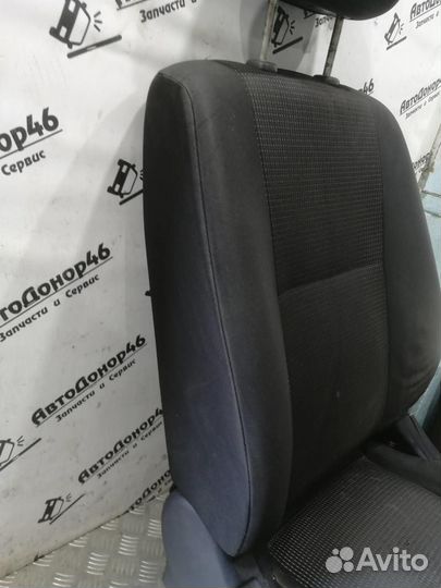 Сиденье переднее левое Mitsubishi Lancer X