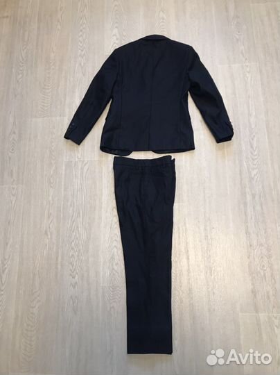 Школьный костюм