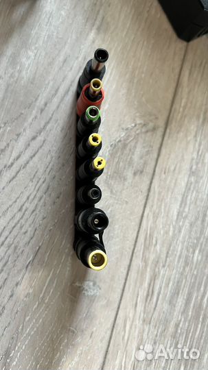 Зарядное устройство универсальное