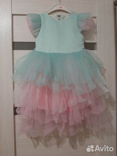 Платье для девочки нарядное 110