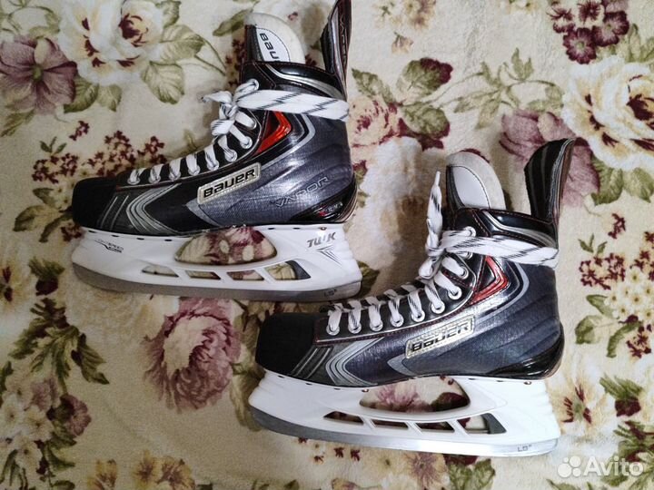 Хоккейные коньки bauer x100 9D