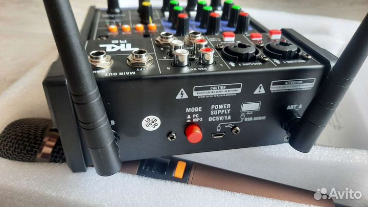 Микшерный пульт FX + USB + BT + 2 микрофона