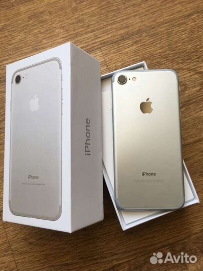 iPhone 7, 32 ГБ