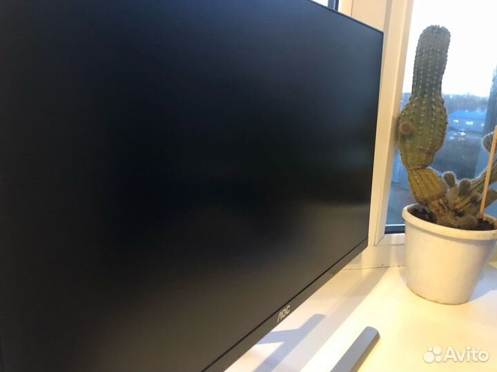 Монитор AOC 21.5 дюйма