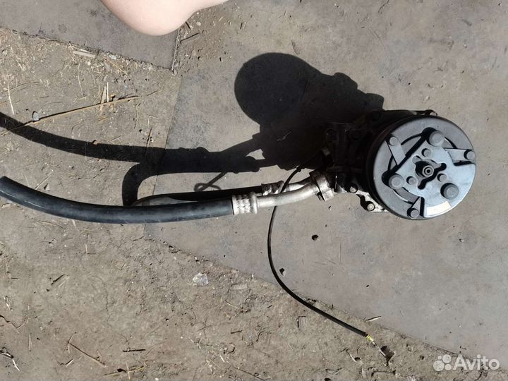 Компрессор кондиционера D16W1. 38810PEL006