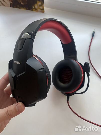 Продам наушники Sven