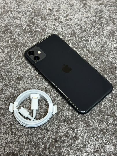 iPhone 11, 64 ГБ