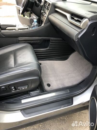 Автомобильные коврики из экокожи. Индивидуально