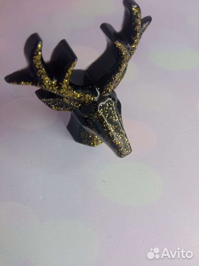 Олень из эпоксидной смолы