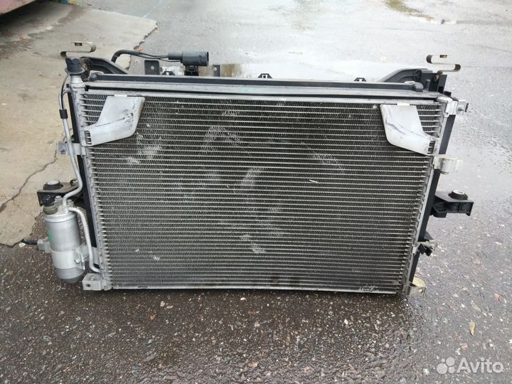 Радиатор в сборе Volvo S80, S60, V70, XC70