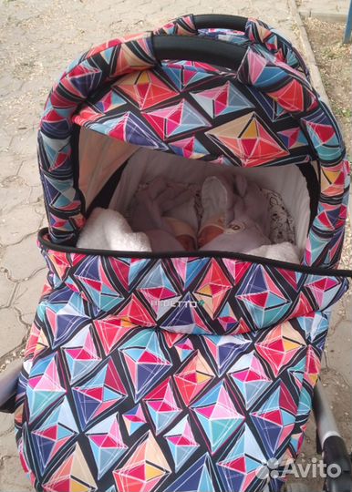 Коляска для двойни