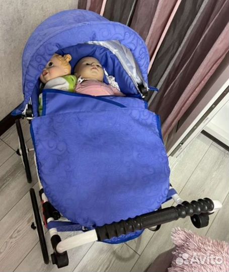 Коляска для кукол
