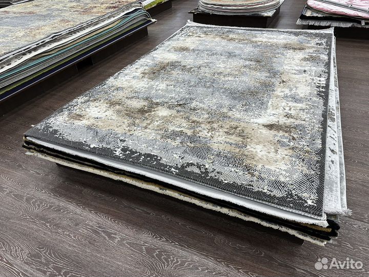 Ковер новый 2х2.9м Турция