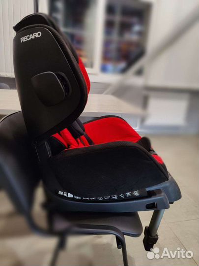 Автокресло Recaro