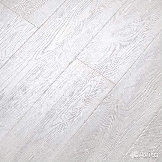 Ламинат MaxWood Дуб Атриум 28118