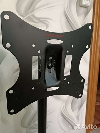 Кронштейн для телевизора