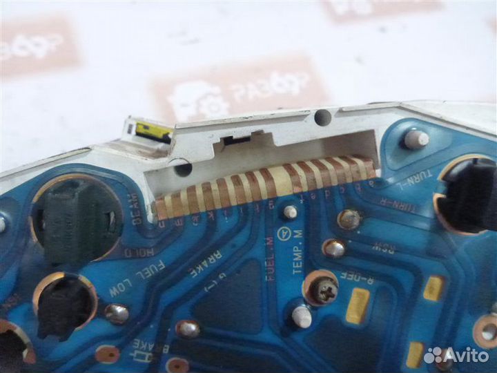 Панель приборов Mazda Demio DW B3 1998