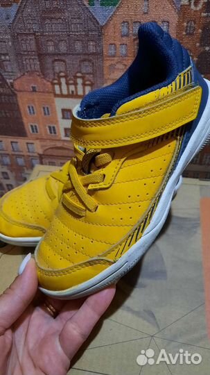 Обувь футбольная, бутсы, футзалки детские 29 р-р