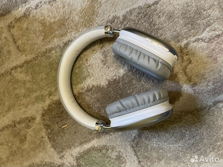 Беспроводные наушники