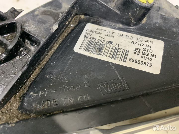 Фара передняя левая Peugeot 207