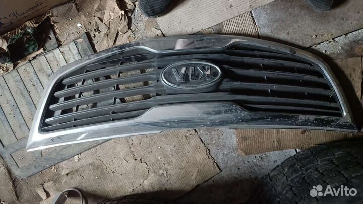 Решетка радиатора kia Sportage