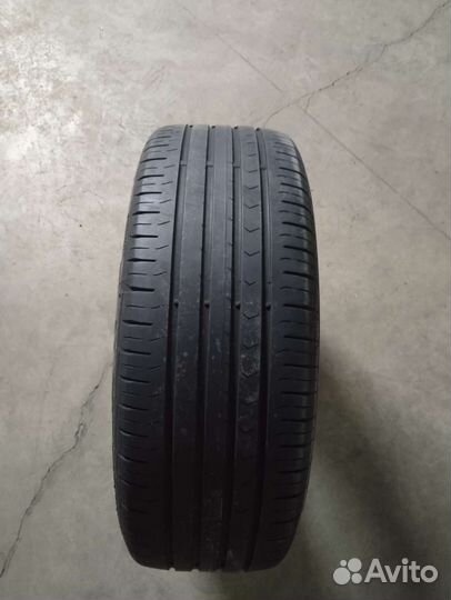 Continental ContiPremiumContact 5 215/60 R16