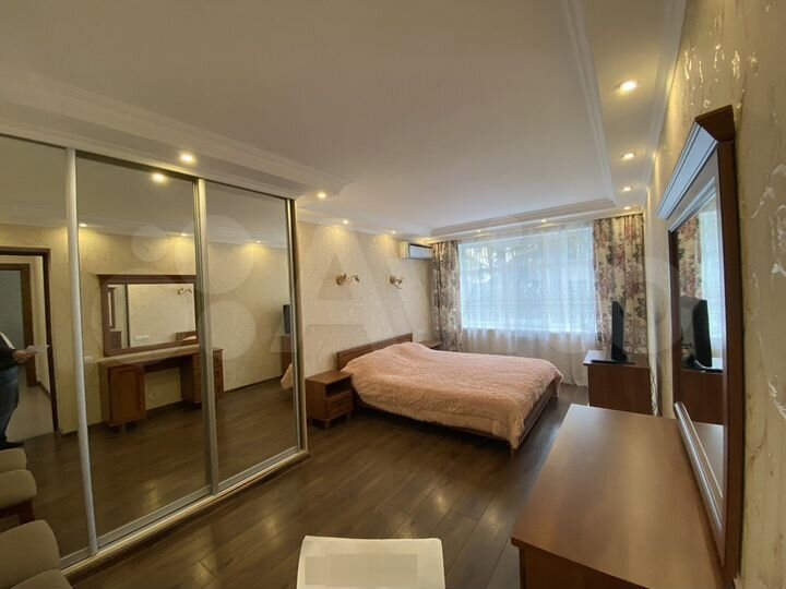 3-к. квартира, 80 м², 3/9 эт.